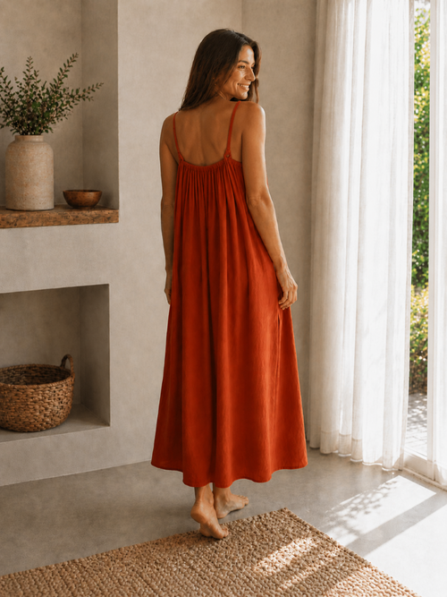 #hovlös ·· vestido boho de tirantes y bolsillos